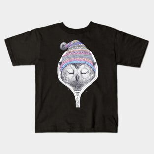 Winter owl on black Kids T-Shirt